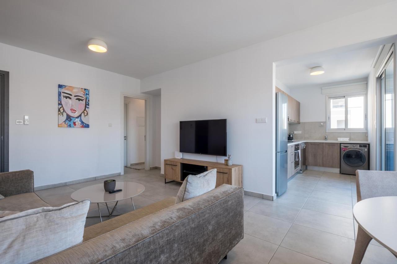 Solaar Apartments Faneromeni Larnaca Esterno foto