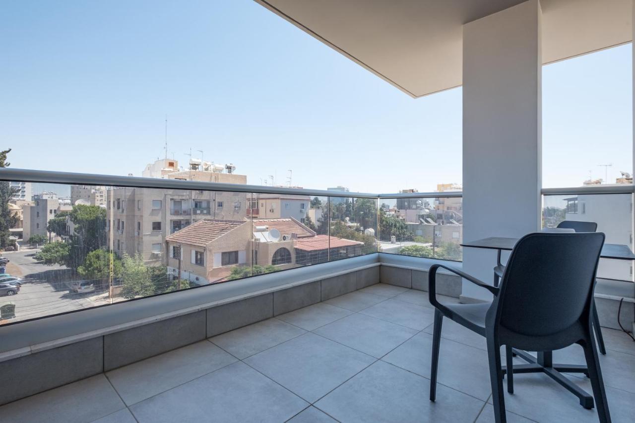 Solaar Apartments Faneromeni Larnaca Esterno foto