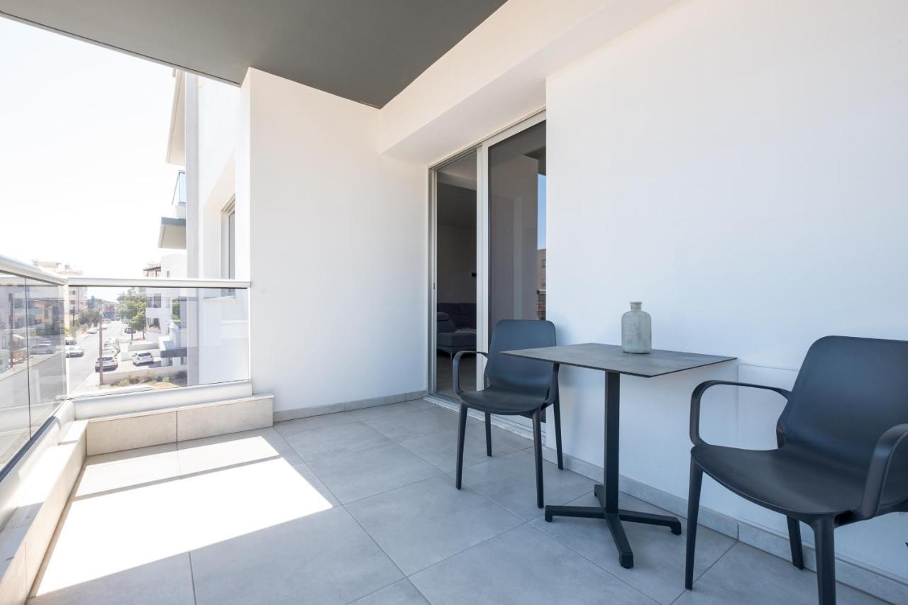Solaar Apartments Faneromeni Larnaca Esterno foto