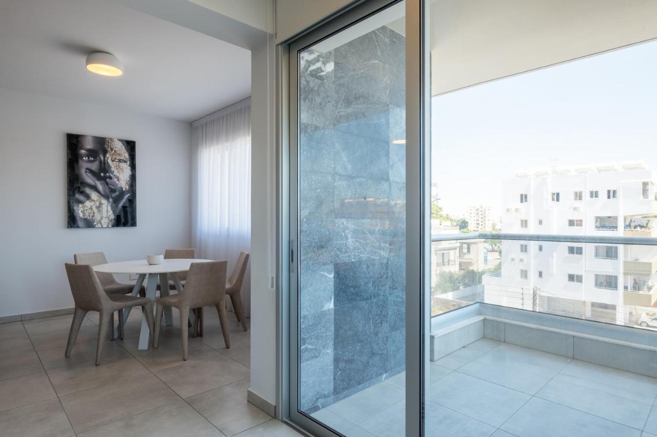 Solaar Apartments Faneromeni Larnaca Esterno foto