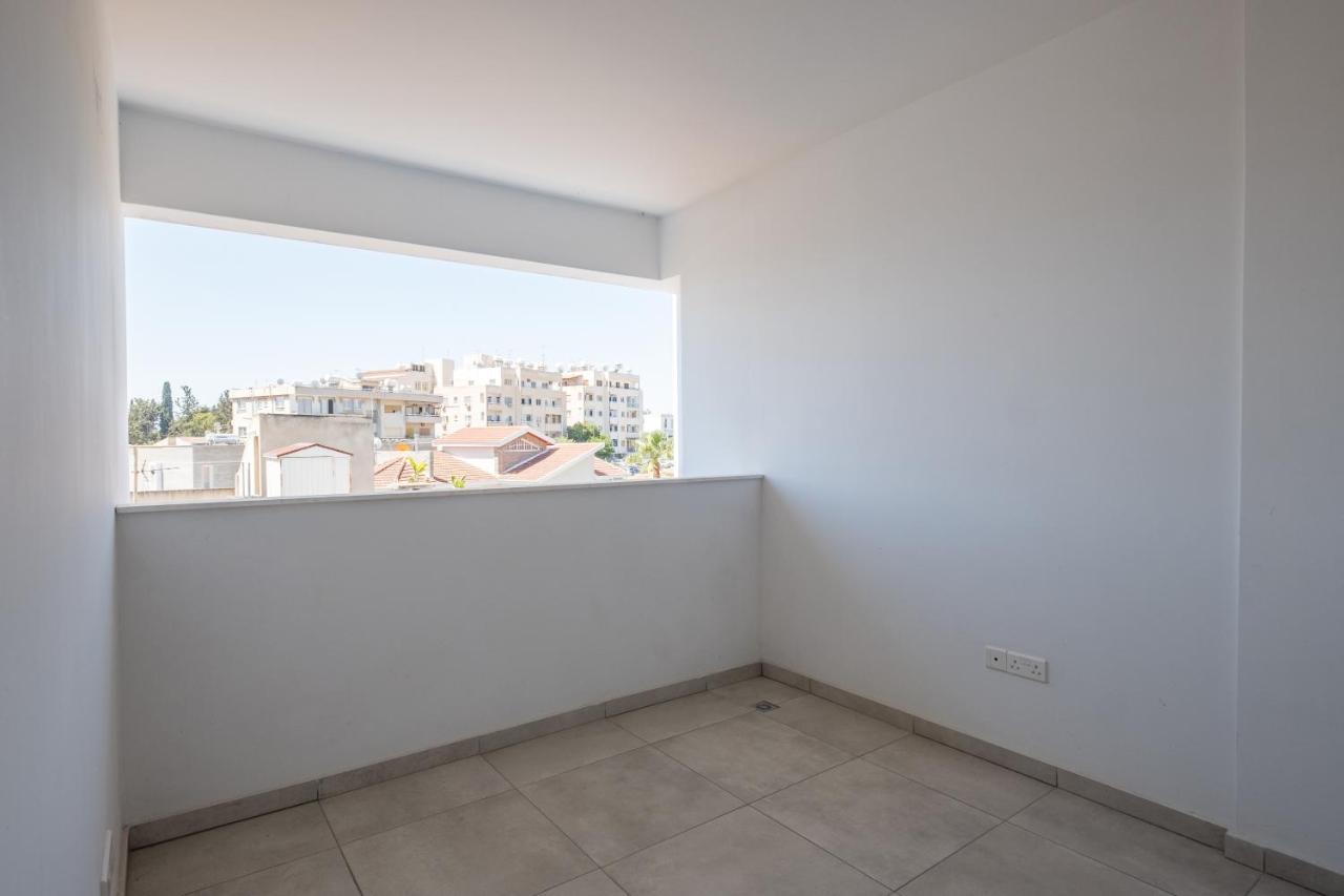 Solaar Apartments Faneromeni Larnaca Esterno foto